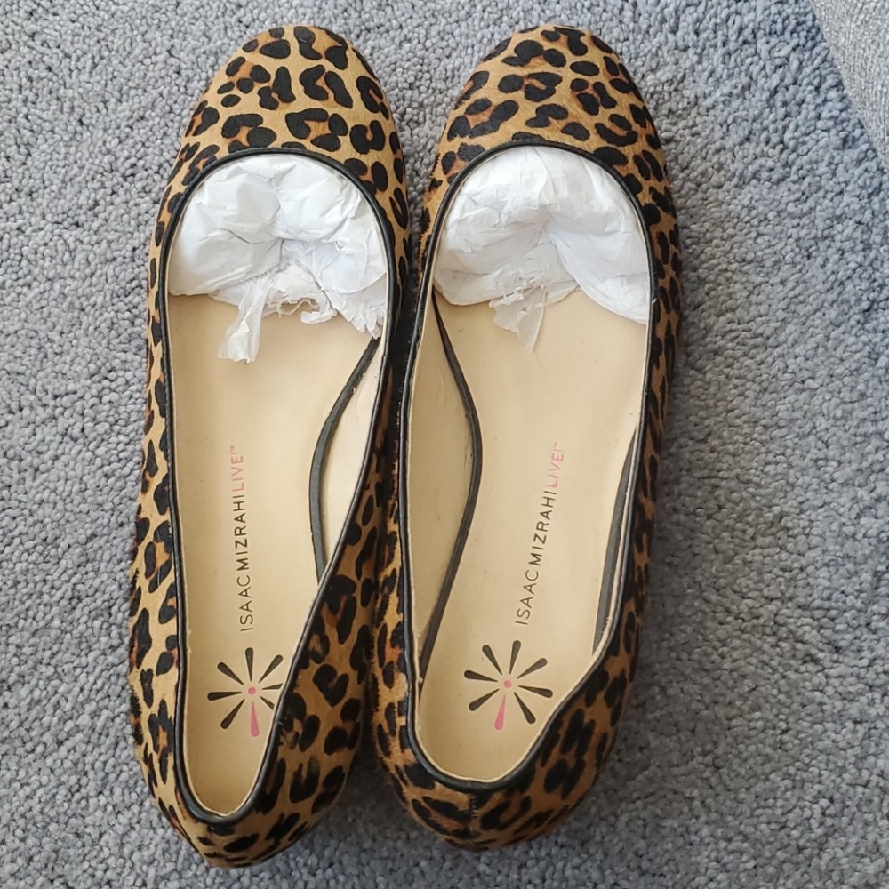 Isaac mizrah live flats